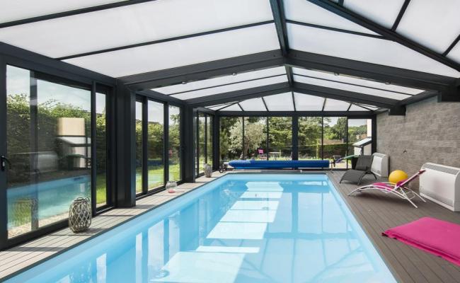 Abris de piscine - LogiKInov, produits de qualité fabriqués en France Abris de piscine